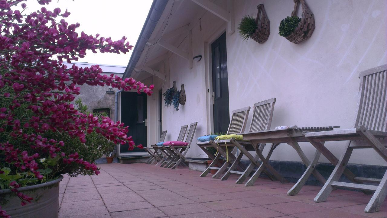 Logement 'De Witte Klok' Oude Bildtzijl Exterior foto
